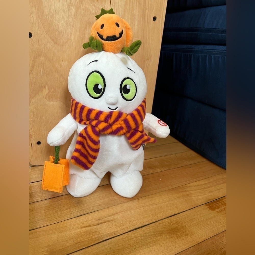 Hallmark Musical Trick‎ 'n' Treat Ghost Stuffed Animal with Motion 12.5 inches